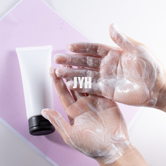 Vegano che idrata la pelle asciutta ISO22716 di Rose Foaming Facial Cleanser For