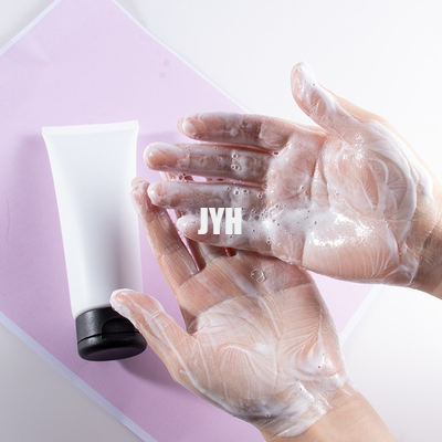 Vegano che idrata la pelle asciutta ISO22716 di Rose Foaming Facial Cleanser For