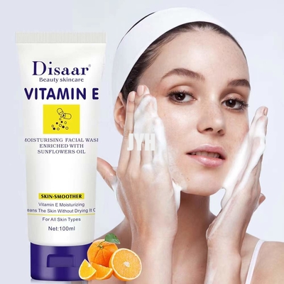 Vitamina naturale di schiumatura E della pulitrice facciale dell'OEM che imbianca pulitrice facciale