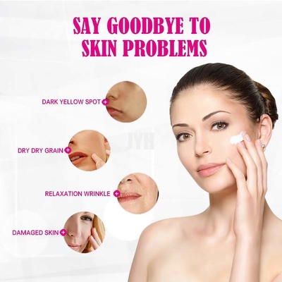 Le donne del collagene pelano la cura che imbiancano l'anti ODM crema facciale della grinza