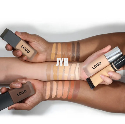Fondamento liquido di trucco impermeabile organico del vegano di copertura totale per le donne nere della pelle