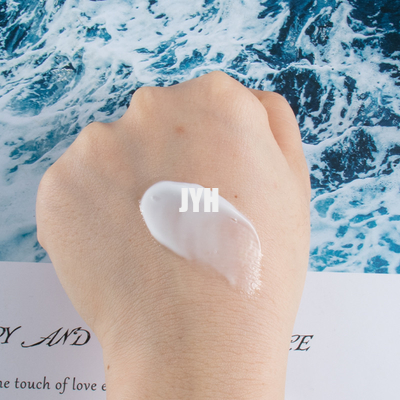 Cosmetici del ODM Bodycare che imbiancano la crema facciale liscia d'idratazione profonda di Arbutin